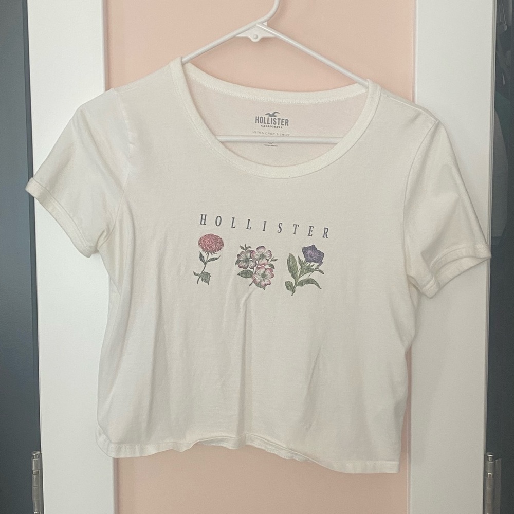 Vintage style Hollister crop top